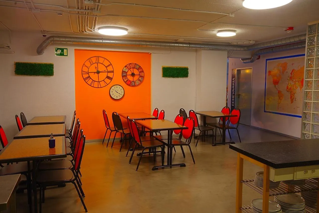 All Iron Hostel Bilbao 0*,