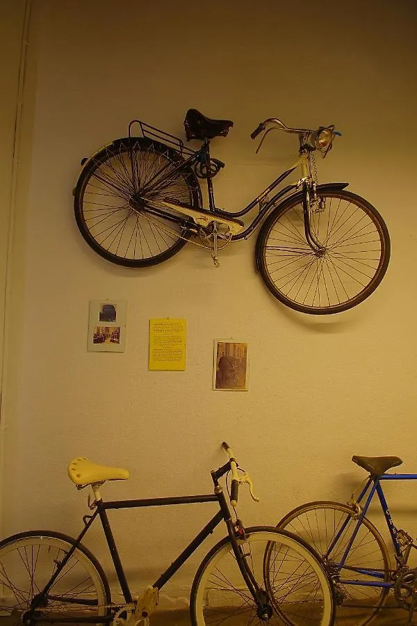 All Iron Hostel Bilbao